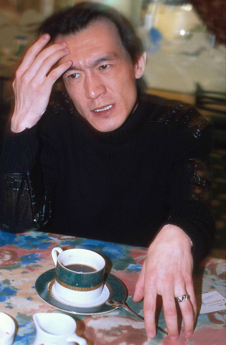 周立波李咏闹翻