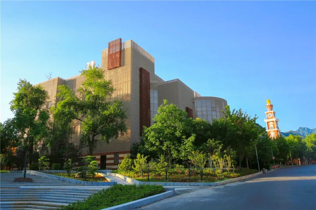 西安翻译学院丁祖诒