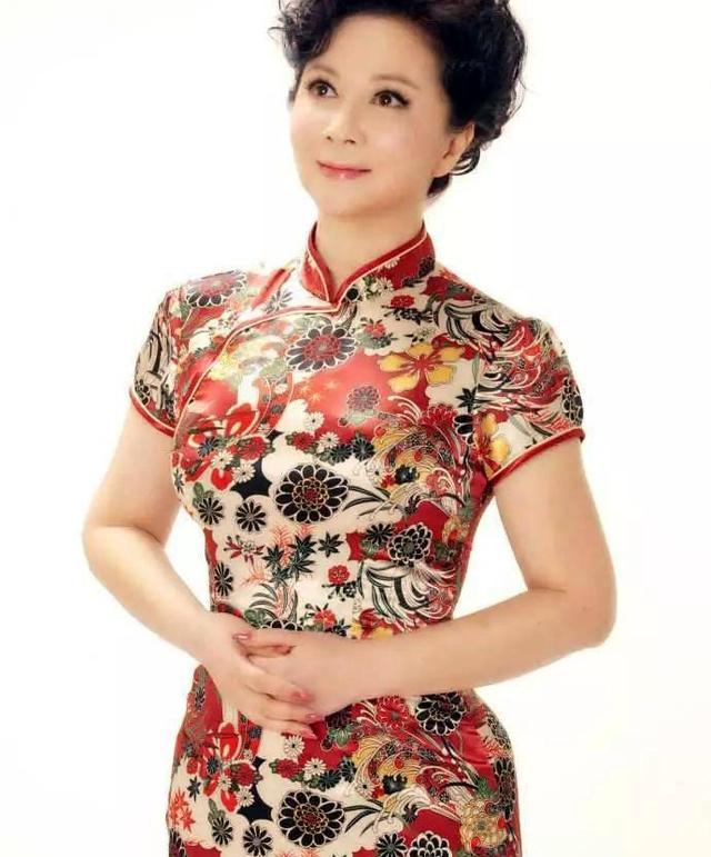 蔡明团体简历