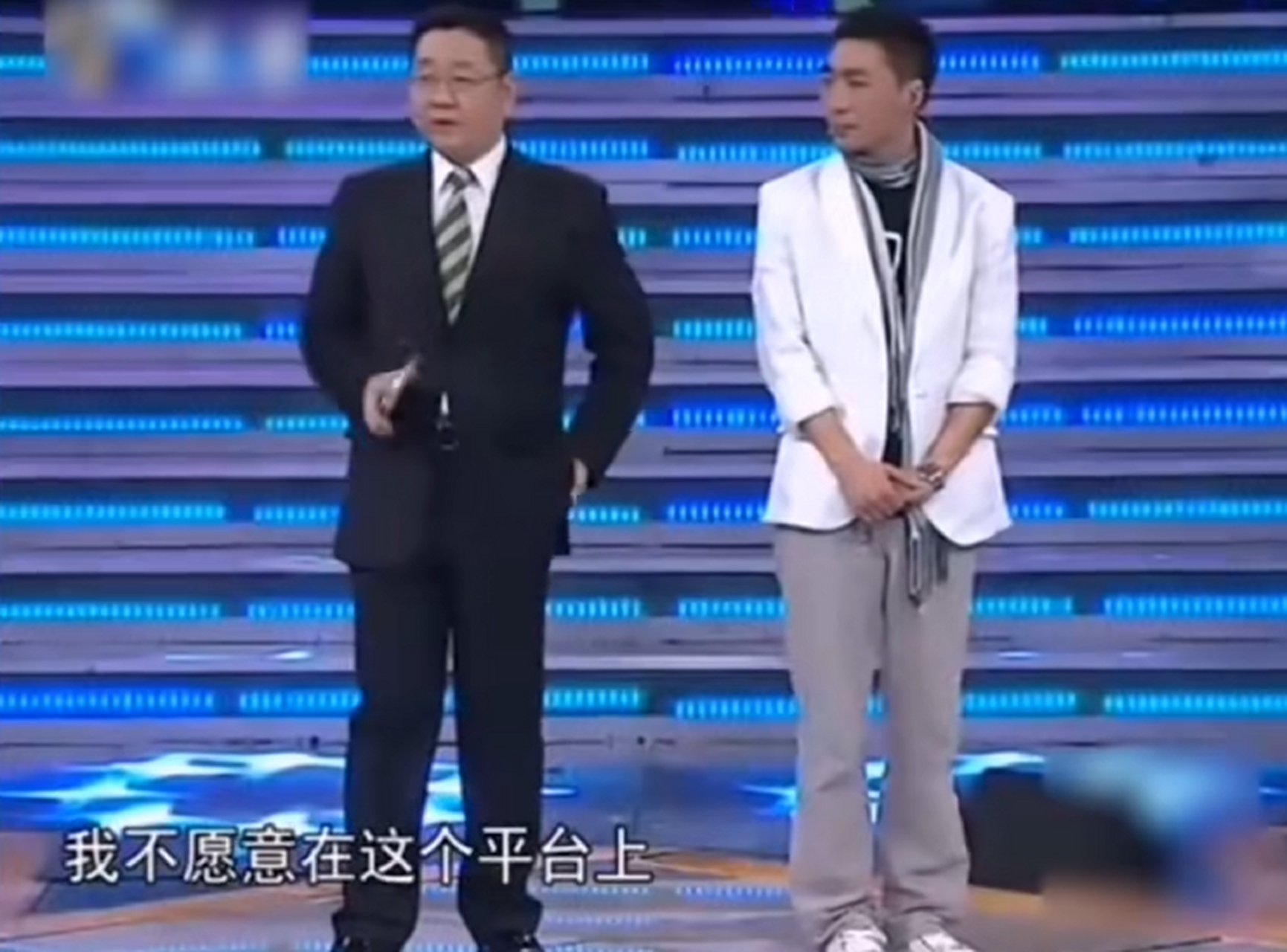 张绍刚晕倒