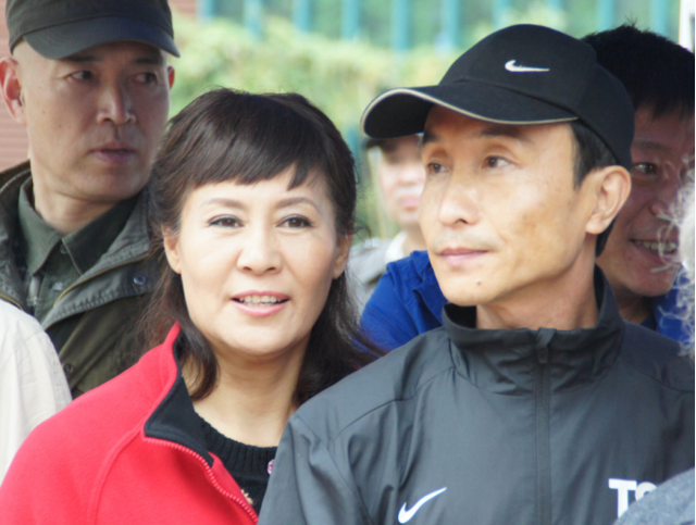 吕小品妻子