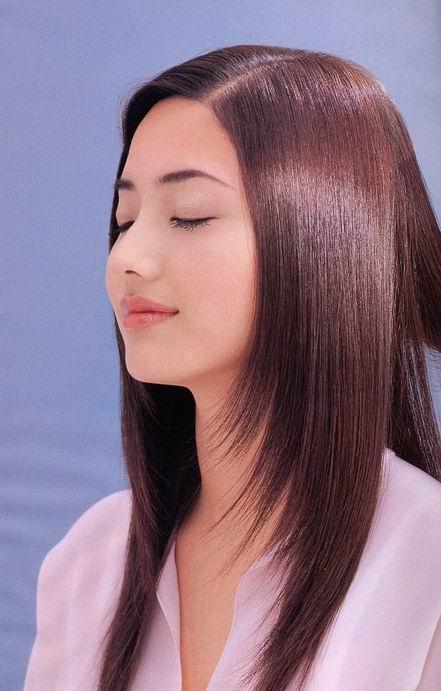 韩彩英整容前后