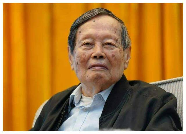 杨振宁最突出的成绩