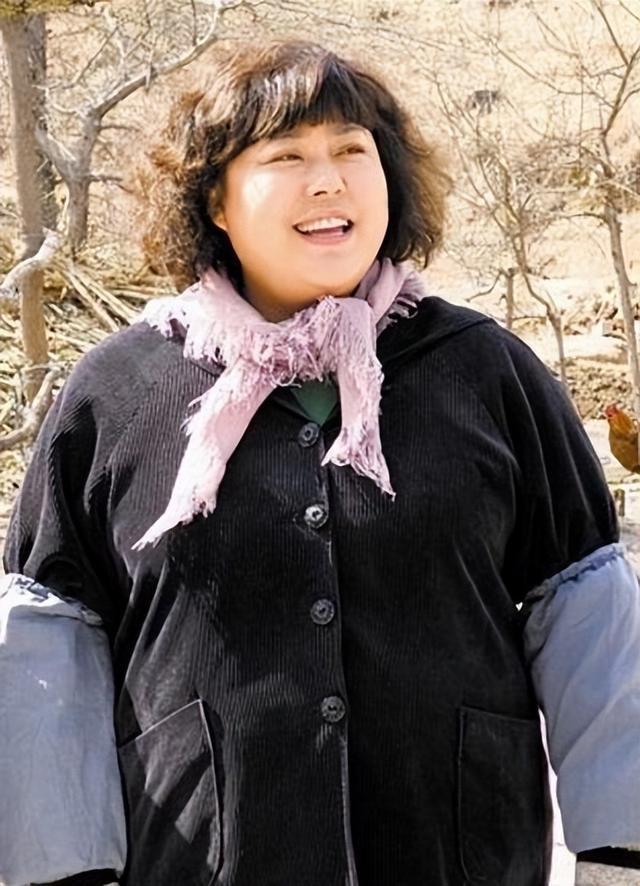 李菁菁颁布发表退圈
