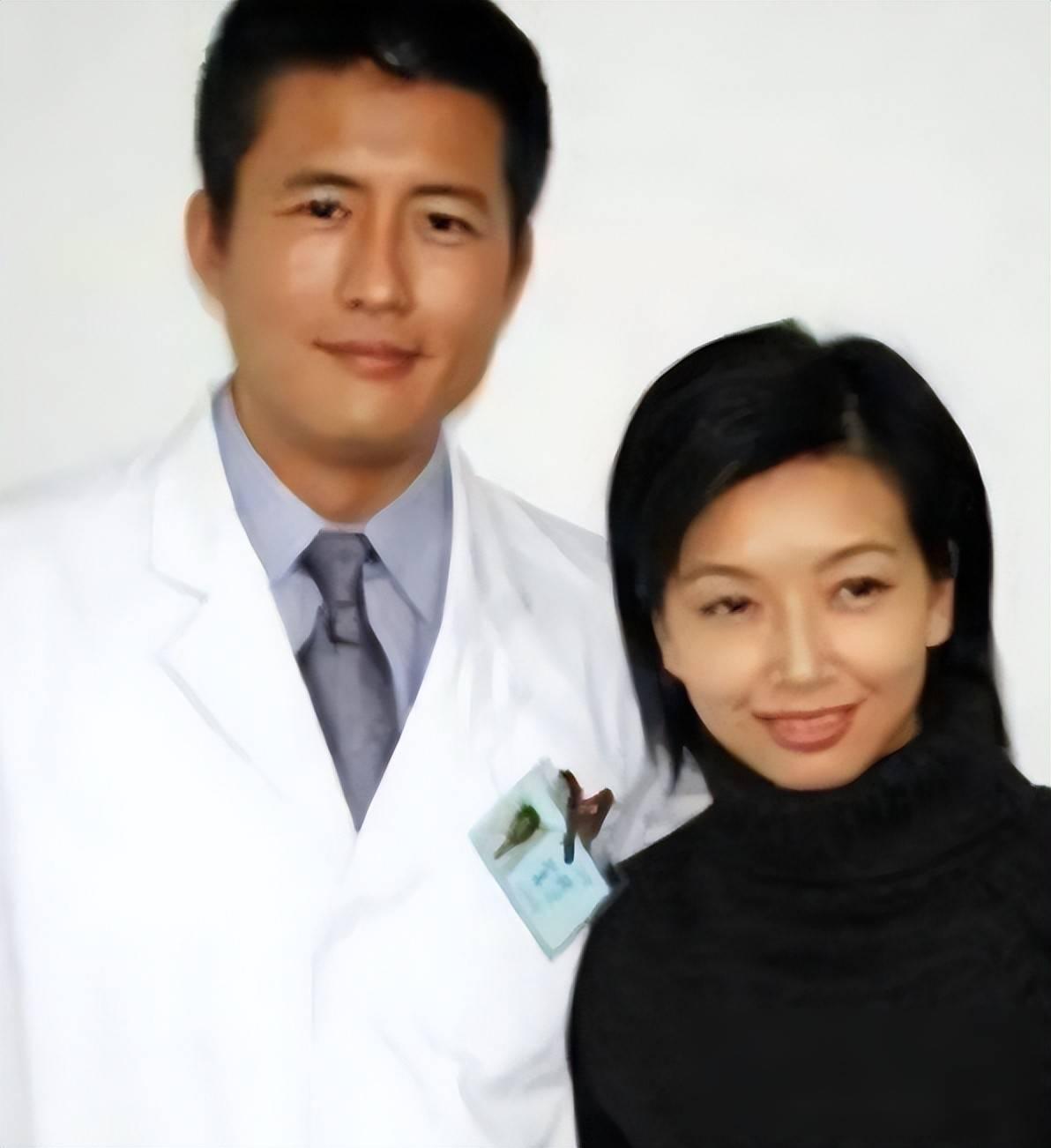 六旬大妈称要嫁给靳东