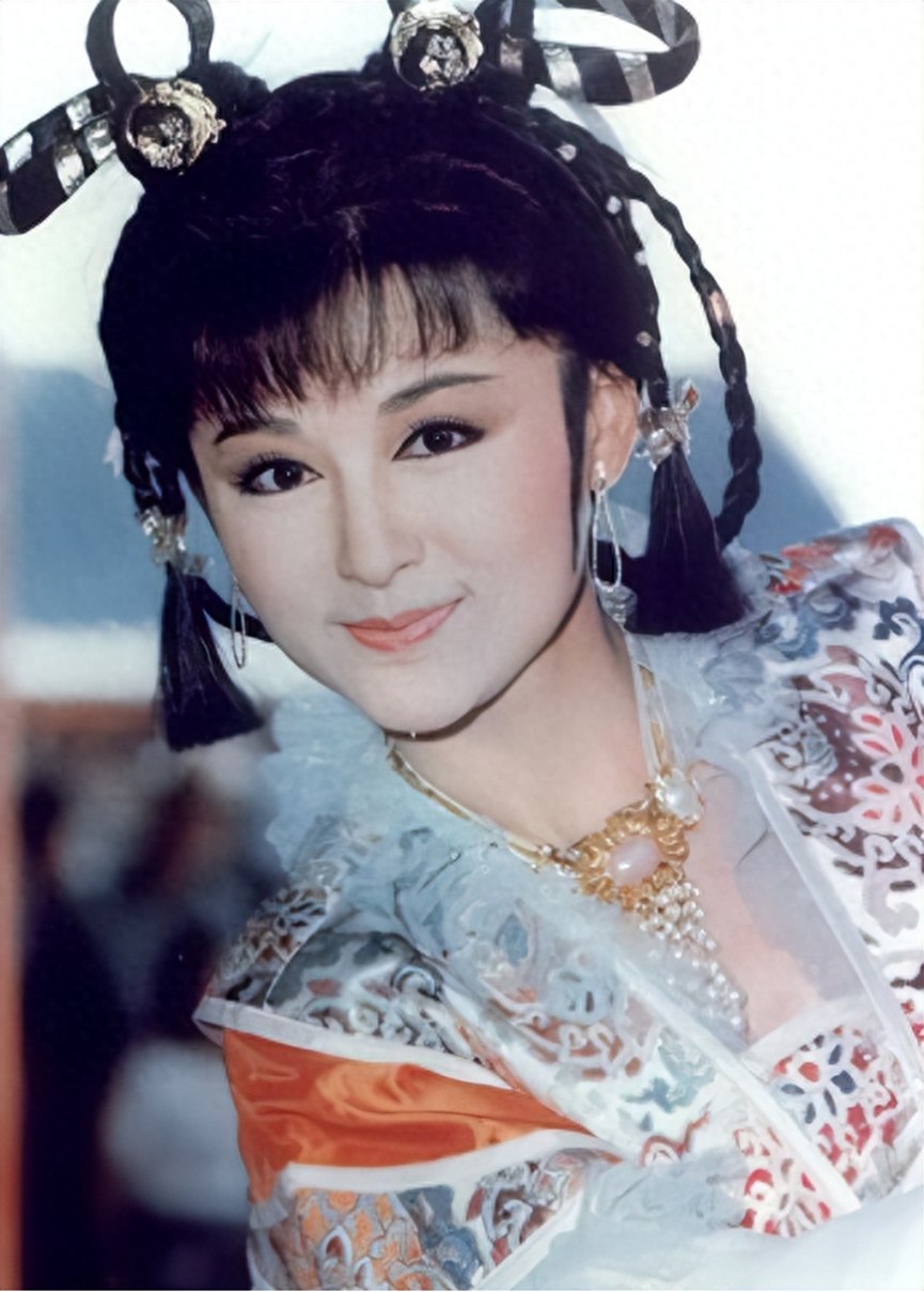 潘迎紫的老公