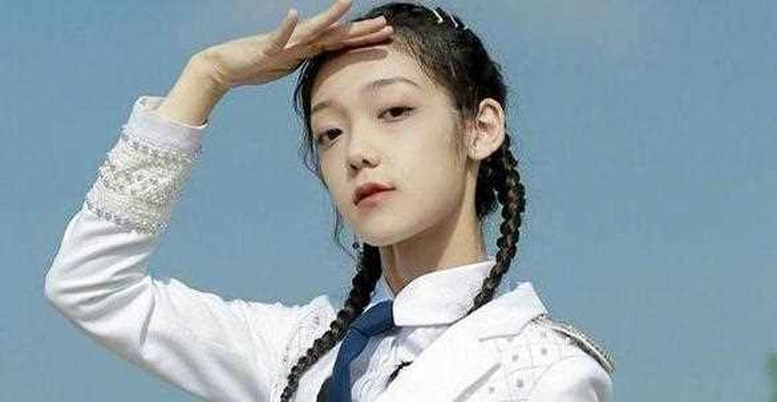 希莉娜依　