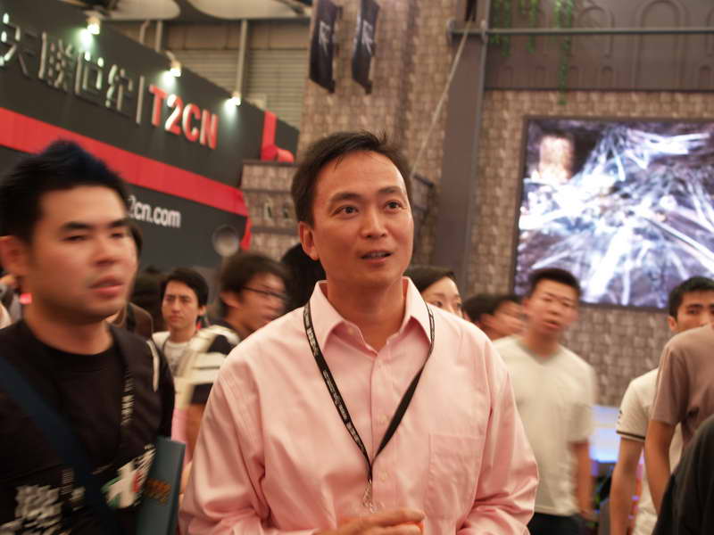 许智伟妻子