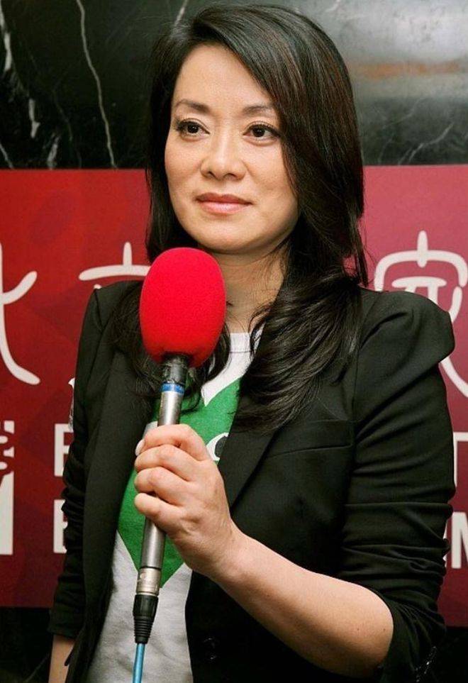 毛阿敏结过频频婚的复杂引见