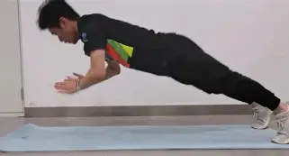 90后男子做俯卧撑致下身瘫痪