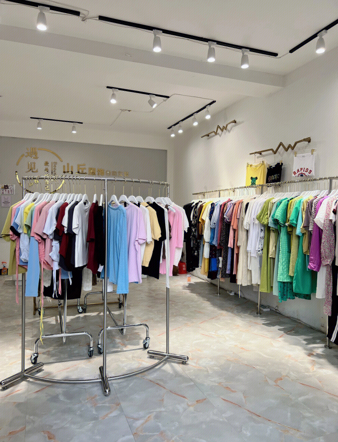韩都衣舍实体店