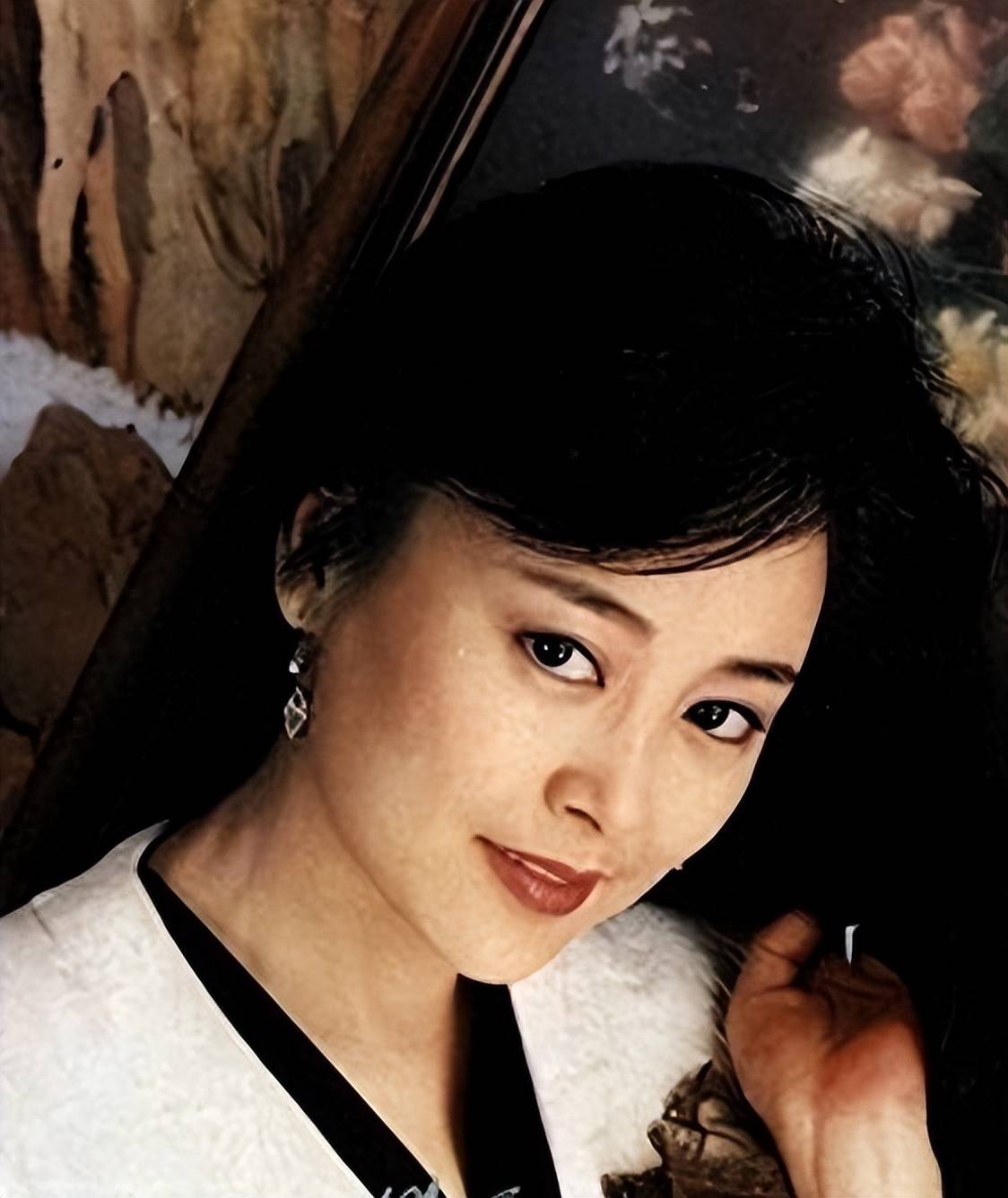 吴瑜团体材料