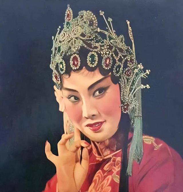 郭兰英简历