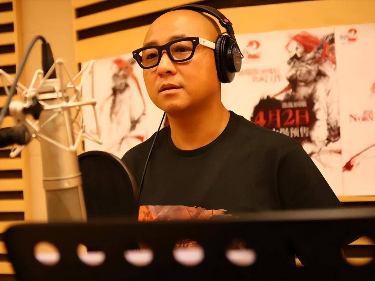 周晓欧吸毒