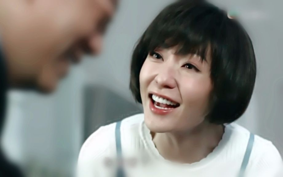 田蕊妮团体材料