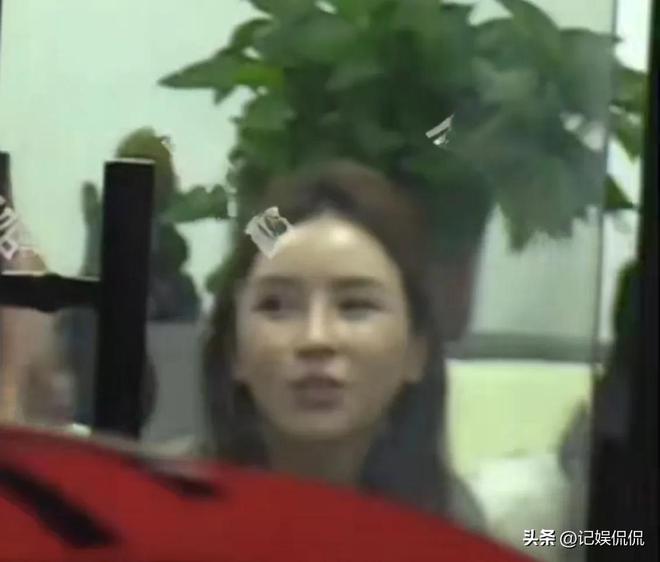 硅胶女神毁容