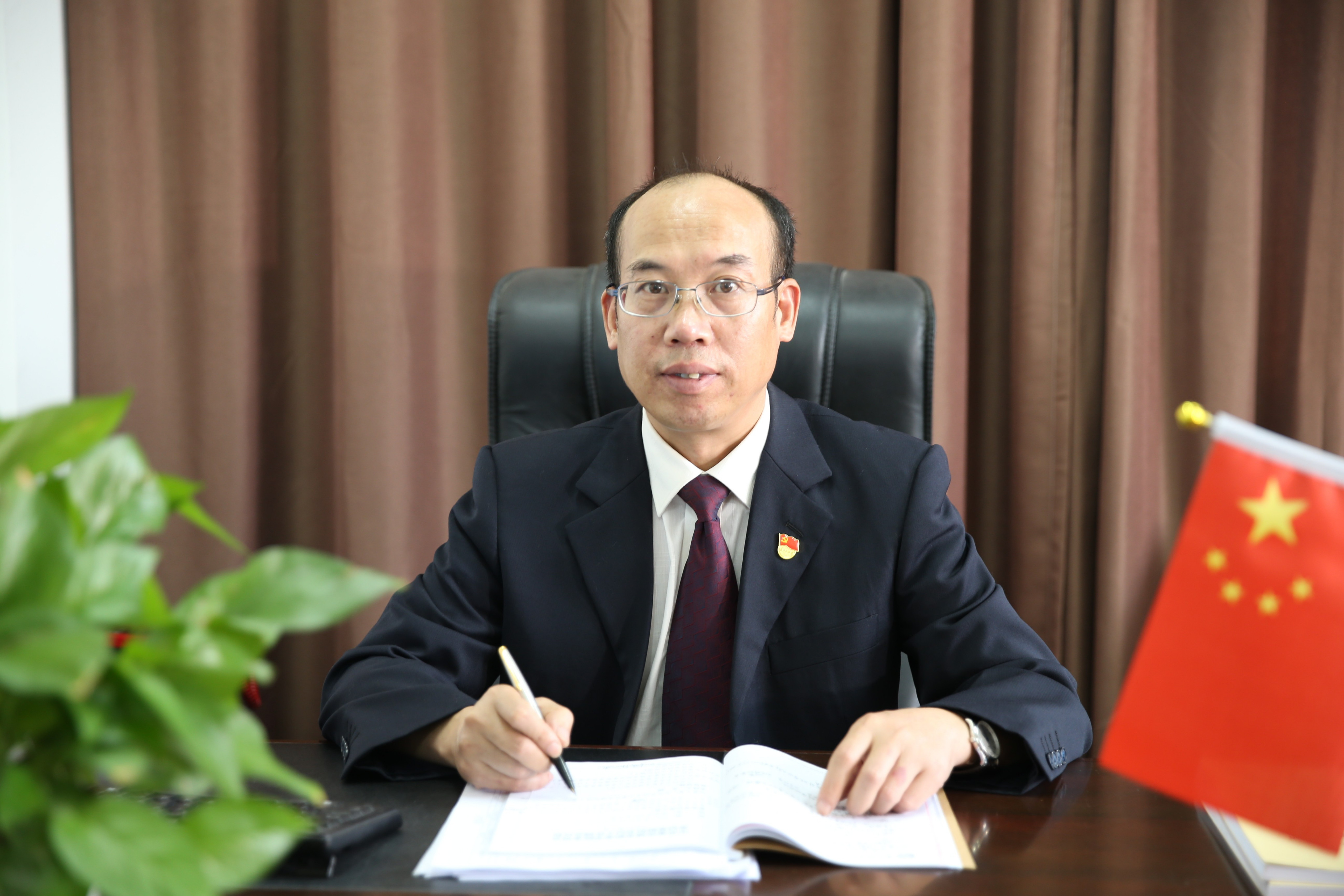 南盛大学周文斌