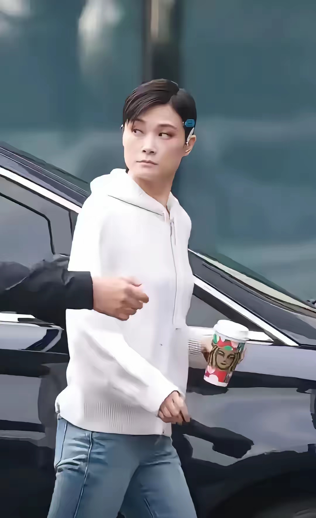 李宇春嫁78岁外国财主是真的吗