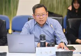许育仁