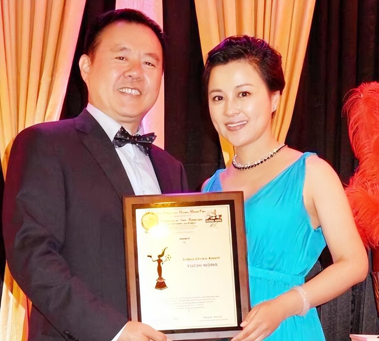 计春华老婆照片