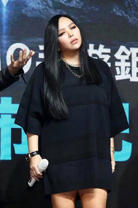 张惠妹的老公