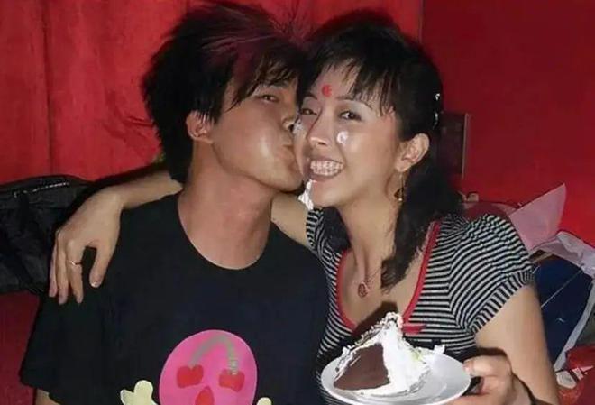 黄小蕾老公刘磊简介