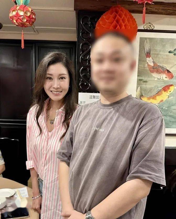 包括李嘉欣肉丸子事件的词条